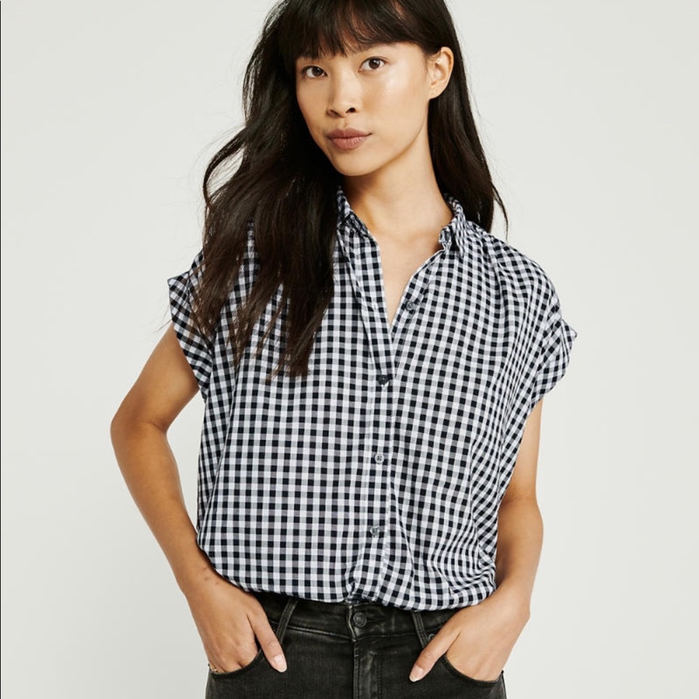 A&F Button up Black Check Shirt - Size Small